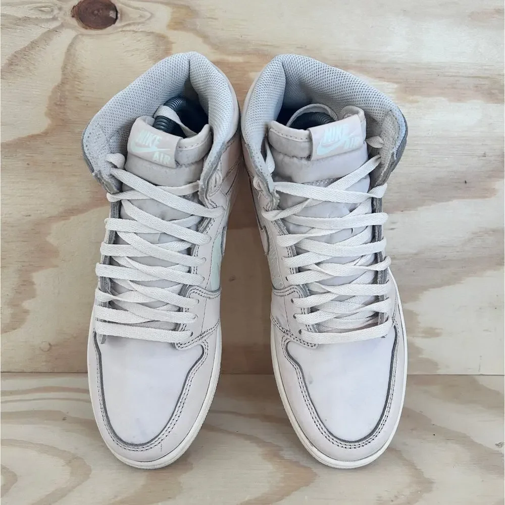 Nike - Air Jordan 1 Retro Hi OG - Sneakers - White/Pink - Men's - 8 - 555088-801